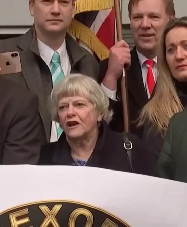 İngiltere'de Siyasi Suikast: Ann Widdecombe'un Ölümü