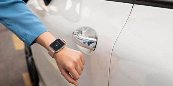 iPhone'u otomobil anahtarına dönüştüren Apple CarKey nedir?