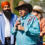 İsrail Büyükelçisi ile fotoğraf kriz oldu: Nenshi özür diledi