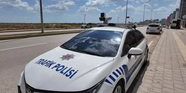 İzmir'de motosikletliye saldıran sürücüye ceza yağdı