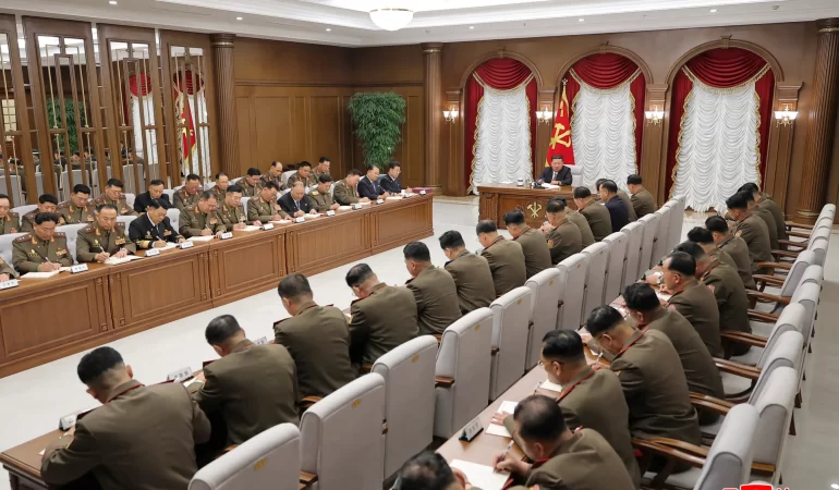 Kim Jong Un'dan orduya yolsuzluk tırpanı ve NATO tepkisi