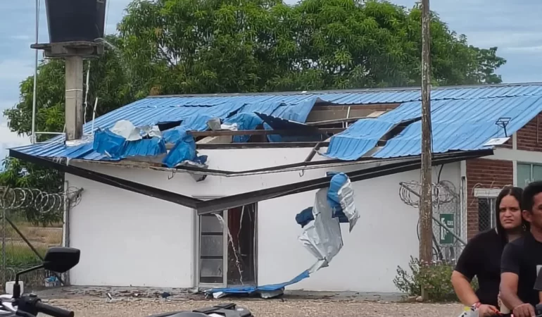 Kolombiya'da havalimanına kamikaze İHA saldırısı: 3 yaralı!