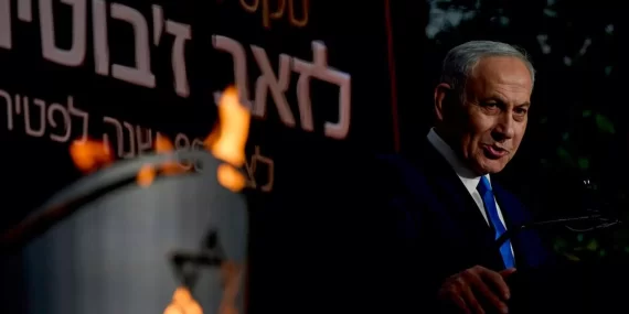 Netanyahu'dan itiraf: Trump'a slaytlarla İran'ı anlattım