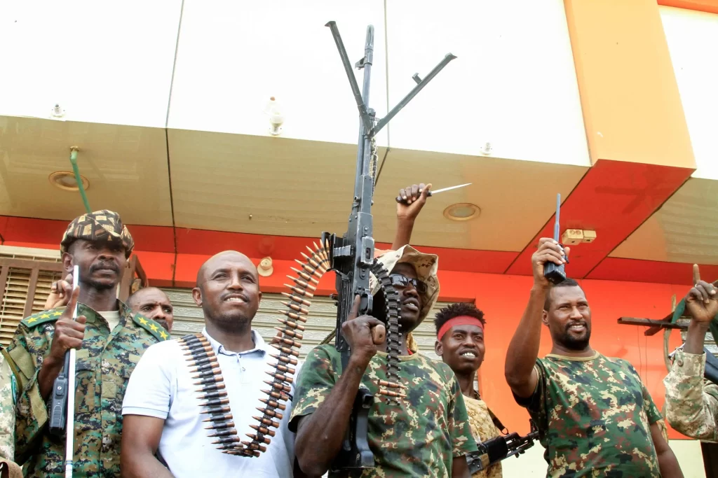 Sudan ordusundan ABD'ye net yanıt: Şehirlerden tamamen çekilin!