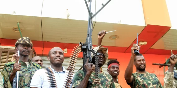 Sudan ordusundan ABD'ye net yanıt: Şehirlerden tamamen çekilin!