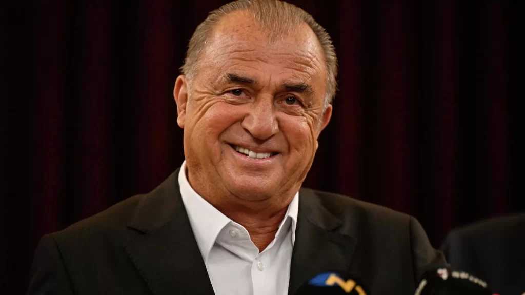 Terim'den kart önerisi: 'Hakem bilerek verdi' derdi biter