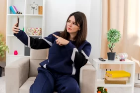 TikTok'ta yalnızlık akımı: İzolasyon nasıl moda oldu?