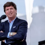 Tucker Carlson: Trump zayıf lider, Vance savaşı önlerdi
