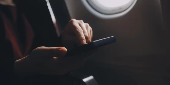 Uçaklarda telefonla konuşmak yasaklanıyor: ABD harekete geçti