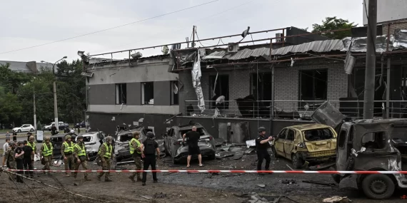Zaporijya vuruldu, Rus ticaret devi operasyonları durdurdu