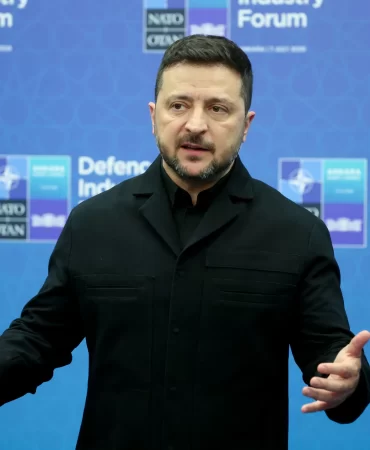 Zelenskiy'den iddia: 30 bin Kuzey Koreli asker Ukrayna yolunda