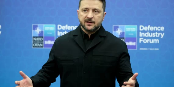 Zelenskiy'den iddia: 30 bin Kuzey Koreli asker Ukrayna yolunda