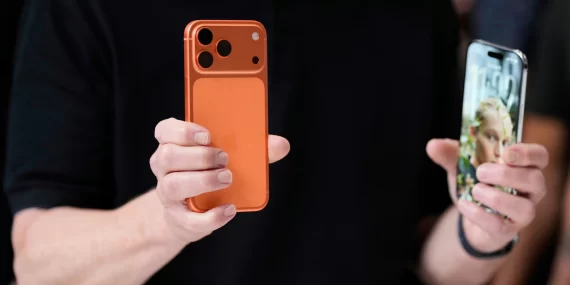 1100 metreden düşen iPhone 17 Pro tek çizik almadan kurtuldu