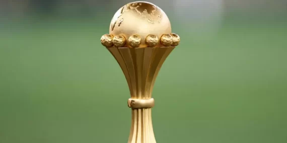 Afrika futbolu sallantıda: CAF tam 1 milyar dolardan oldu!