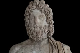 Antalya'da 1800 yıllık Asklepios heykelleri bulundu