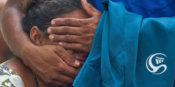 Himalayalar'da buzul faciası: Yüzlerce ölü ve kayıp var