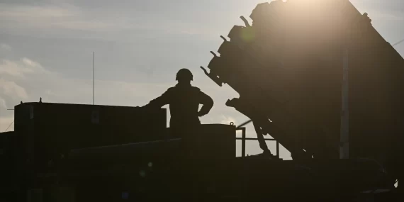İran savaşı ABD'nin Patriot stoklarını eritti: Kritik alarm