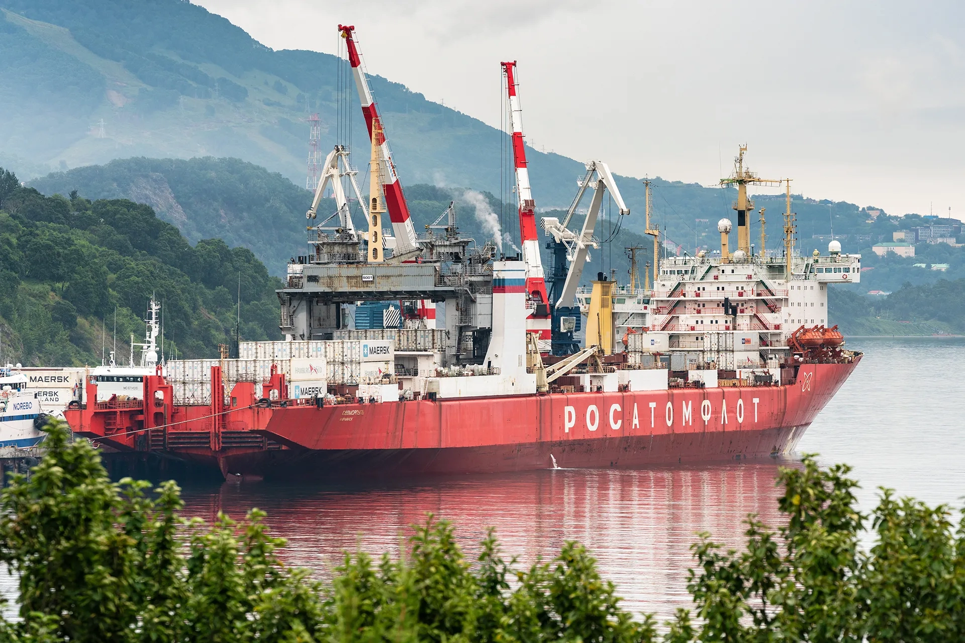 Karadeniz'de sıcak temas: Ukrayna nükleer devin gemisini batırdı