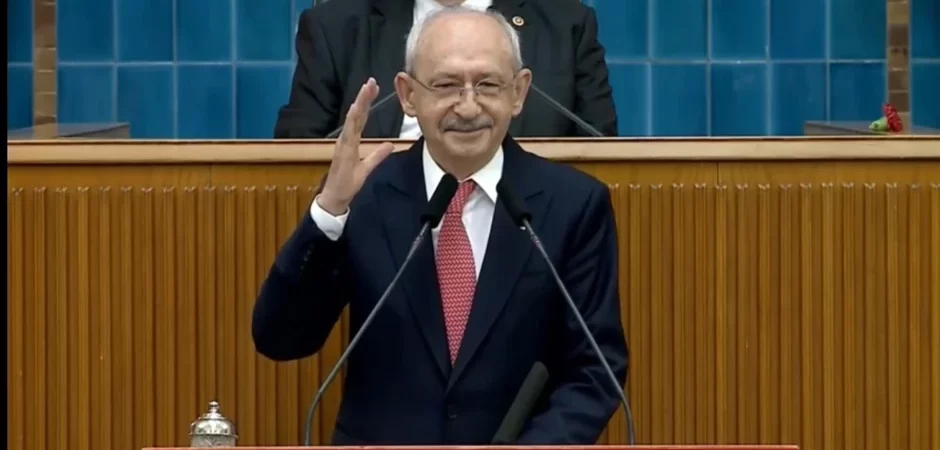 Kılıçdaroğlu 3 yıl sonra ilk kez CHP grubunda: Hırsızın yanında durulmaz