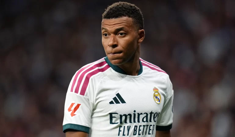 Kylian Mbappé için 20 milyon euroluk sponsorluk savaşı