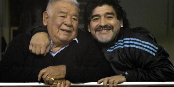 Maradona davasında şok: Raporlar babasına mı ait çıktı?