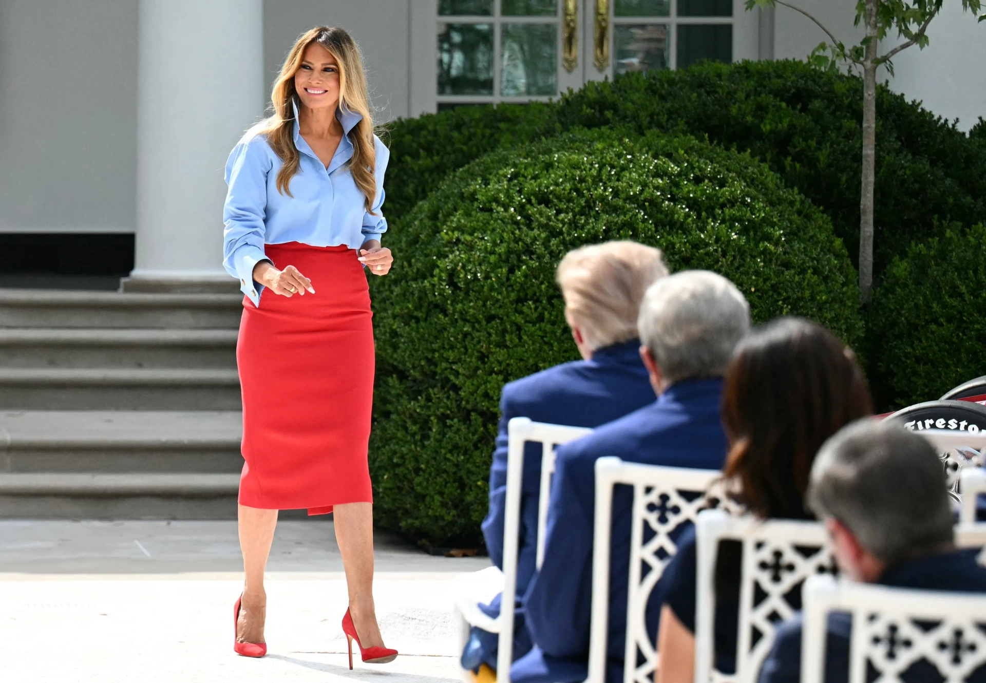 Melania Trump sessizliğini bozdu: "Beni özlediğinizi duydum"