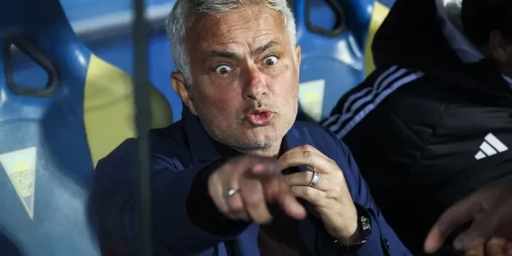 Mourinho'dan Rodri ve Barcelona yorumu: "Tereddüt edene kapımız kapalı"