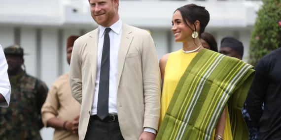 Prens Harry ve Meghan 6 yıl sonra İngiltere'ye döndü