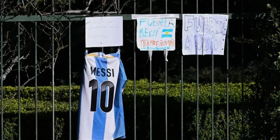 Ronaldo'dan acılı Messi'ye duygusal mesaj: Güçlü kal Leo