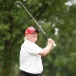 Trump'ın golf zaferi sosyal medyayı böldü: Yetenek mi hile mi?