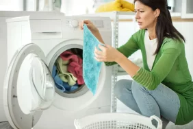 Yıkanan çamaşırlar neden hâlâ kötü kokar? 8 yaygın hata