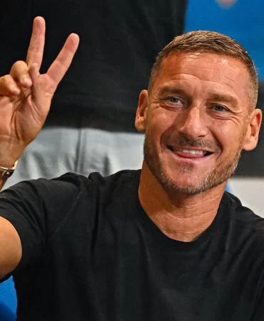 48 yaşında transfer teklifi aldı: Totti yeşil sahayı neden reddetti?