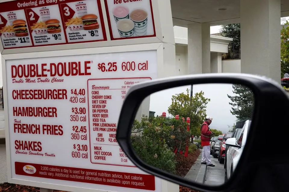ABD'de arabaya servis yasağı: Alışkanlıklar değişiyor mu?
