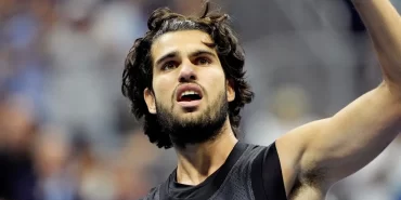 Alcaraz'dan gece maçı isyanı: Saat 23.00'te tenis bitmeli