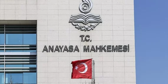 AYM'den tarihi nafaka kararı: Süresiz ibaresi iptal edildi