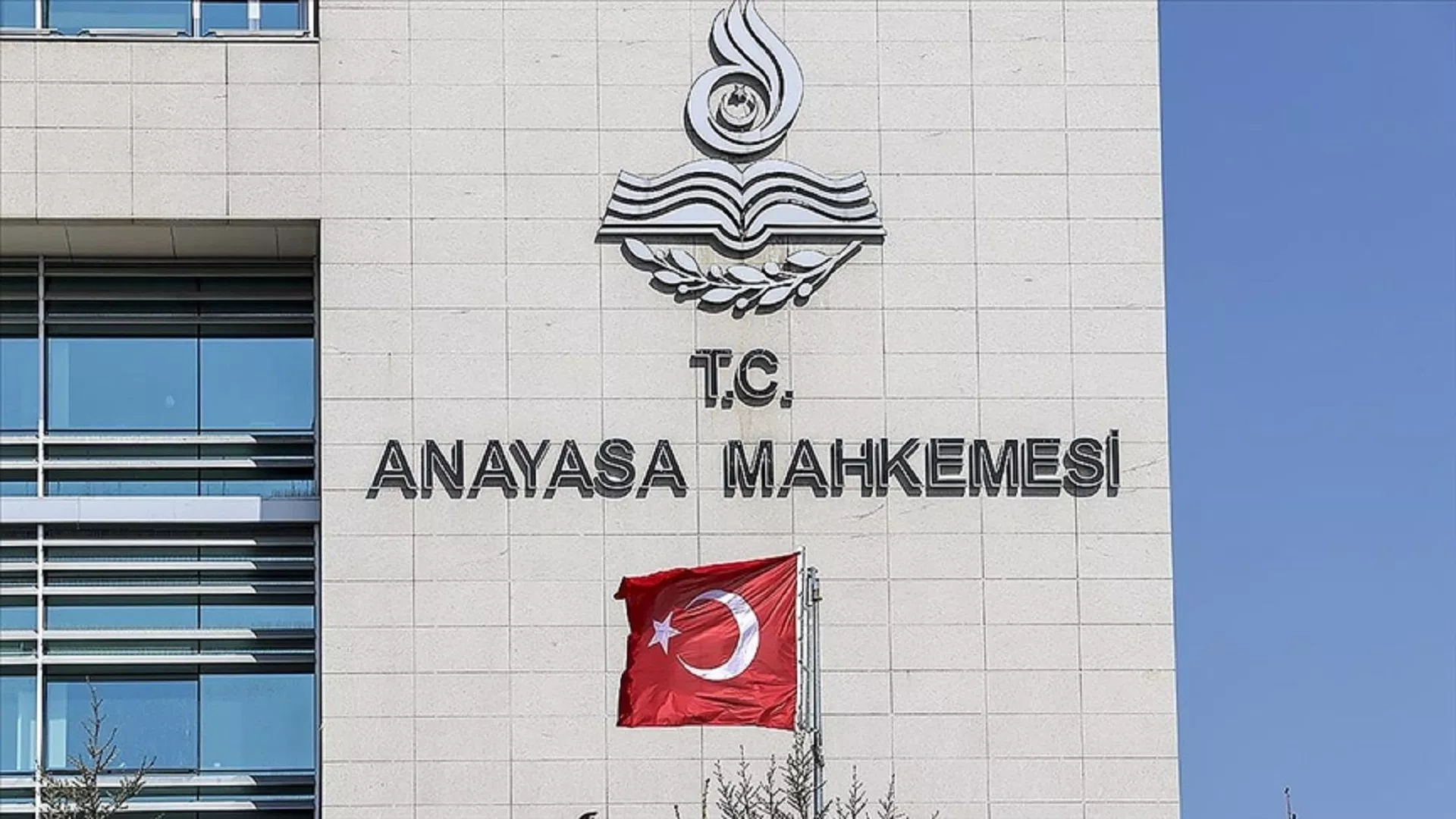 AYM'den tarihi nafaka kararı: Süresiz ibaresi iptal edildi