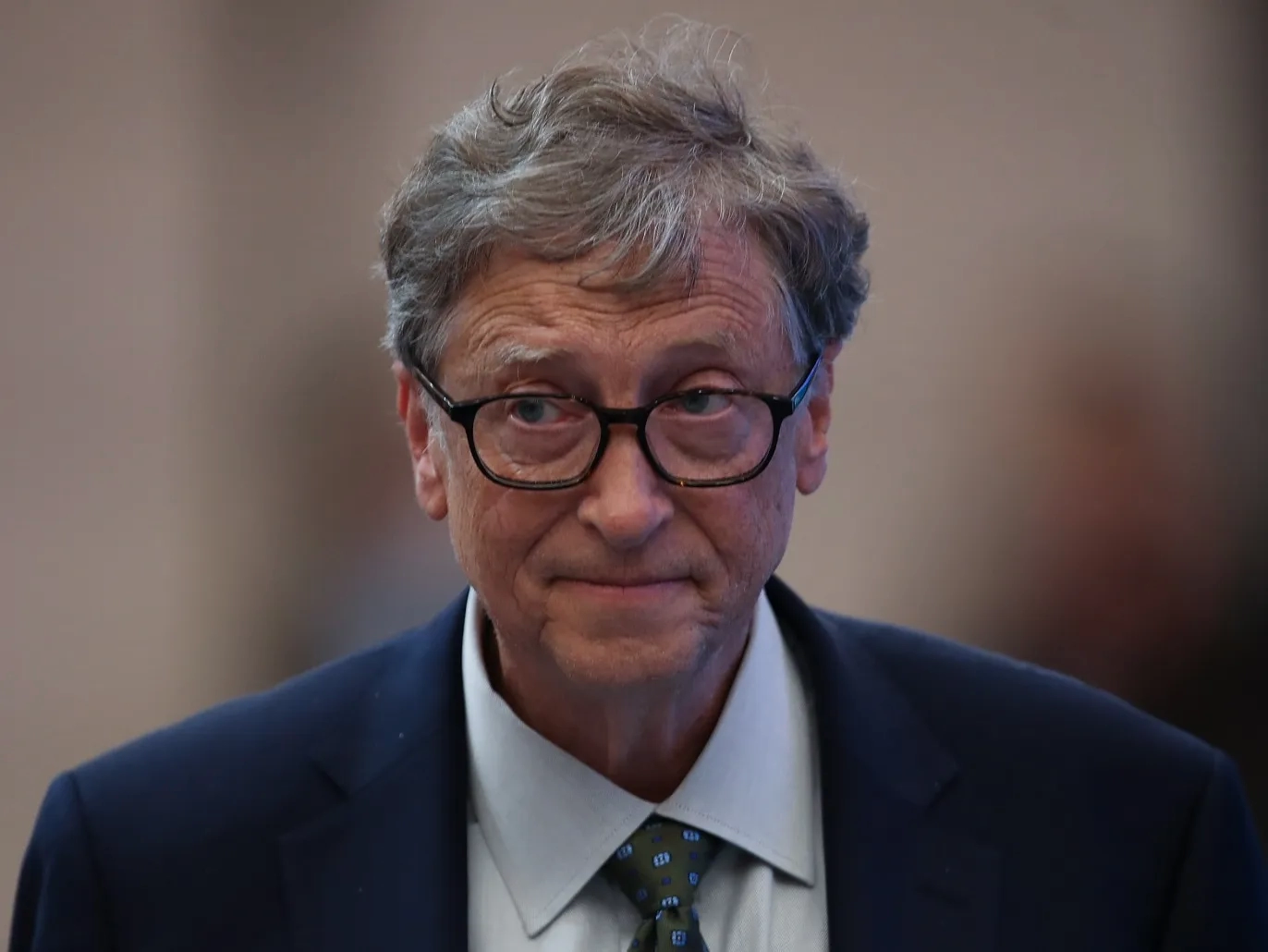 Bill Gates'ten Trump'a yanıt: Yapay zeka 1 milyar can alabilir