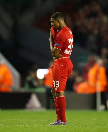 Eski Liverpoollu Jordon Ibe'a şiddet cezası: Saçını koparmıştı
