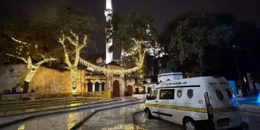 Eyüpsultan Camisi'nde panik: İbadet sırasında peş peşe silah sesleri