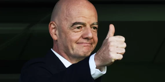 FIFA’da kriz sonrası geri adım: Infantino reform kapısını açtı