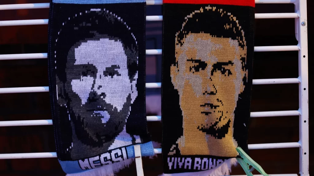 Futbol tarihinde bir ilk: Messi ve Ronaldo aynı takımda
