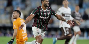 Hem kustu hem attı: 40 yaşındaki Hulk Brezilya'da gündem oldu