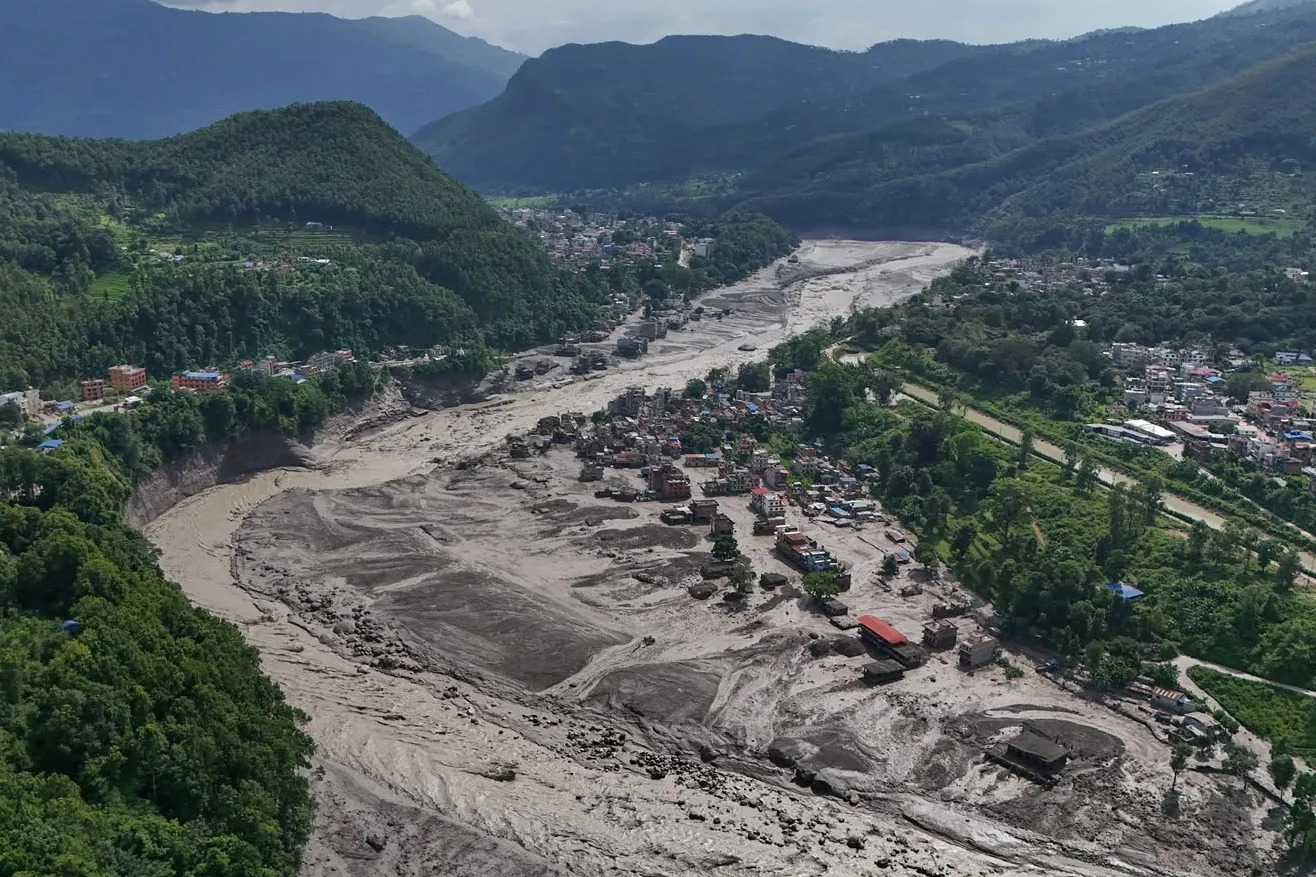 Himalayalar'da buzul felaketi: Dünya yeni bir taşkın çağına mı giriyor?