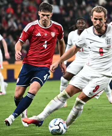 İngiltere Çekya deplasmanında kendine geldi: Prag'da net zafer