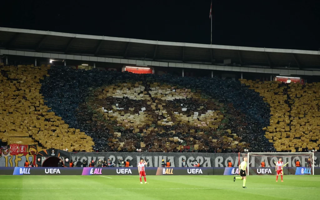 Kızılyıldız'a UEFA'dan ceza: "Bosna kasabı" tezahüratı yaktı