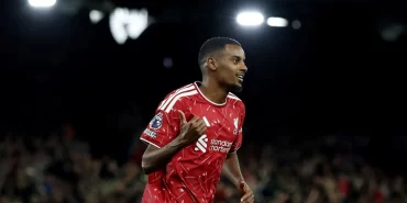 Liverpool'da tarihi rekor: Isak 9 dakikada kulüp tarihine geçti