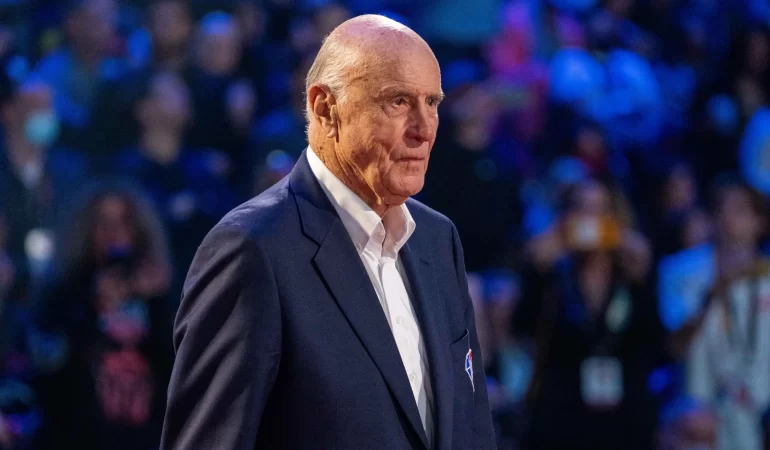 NBA tarihinin ilk MVP'si Bob Pettit 93 yaşında vefat etti