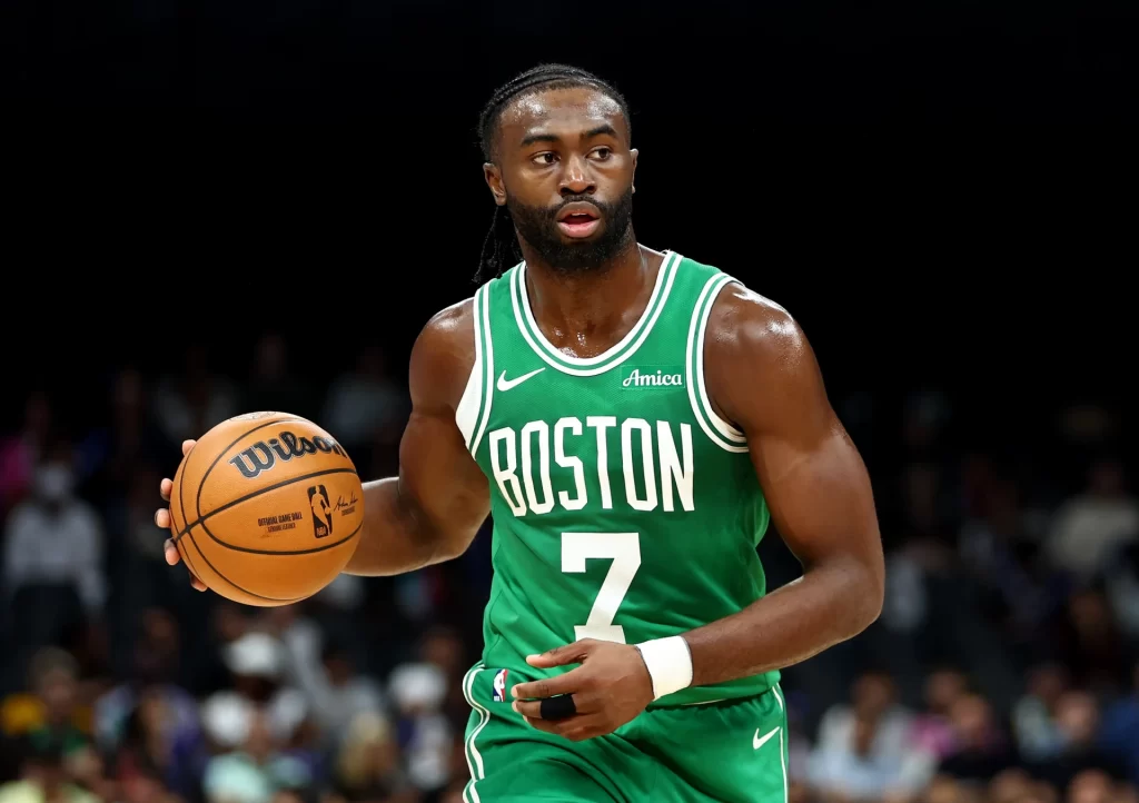 NBA yıldızı ringe çıktı: Jaylen Brown'dan boks sürprizi