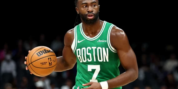 NBA yıldızı ringe çıktı: Jaylen Brown’dan boks sürprizi