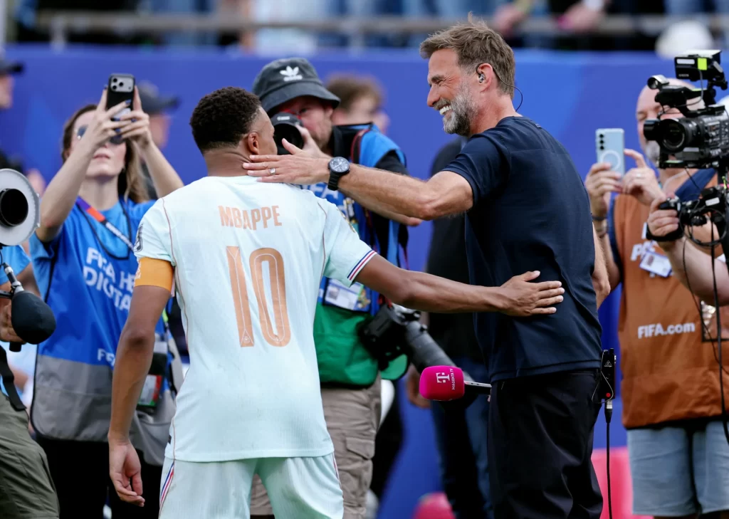 Özel uçakta gizli zirve: Mbappe'den Liverpool itirafı